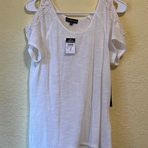 White Almost Famous short sleeved top